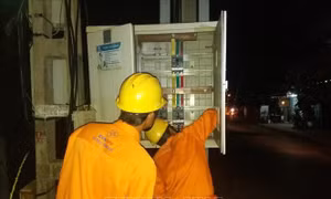 Thừa Thiên-Huế: Khắc phục sự cố mất điện do dông lốc