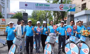 Ngày Thế giới không thuốc lá 31/5: Cần ưu tiên tăng thuế và giá thuốc lá
