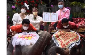 Lễ cưới tập thể trong ngày Valentine tại Thái Lan