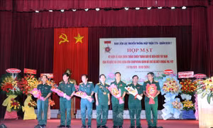 Ngời sáng truyền thống người lính tình nguyện Mặt trận 779 - Quân khu 7