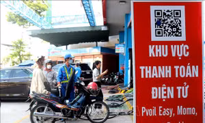 Thủ tướng yêu cầu thực hiện nghiêm quy định về hóa đơn điện tử trong kinh doanh, bán lẻ xăng dầu