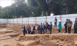 Nền điện Kính Thiên - Hoàng thành Thăng Long bảo lưu tốt các dấu tích kiến trúc
