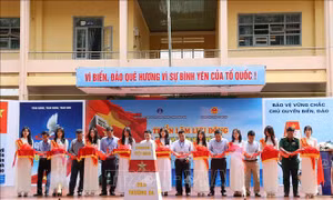 Bồi đắp tình yêu biển đảo cho thế hệ trẻ