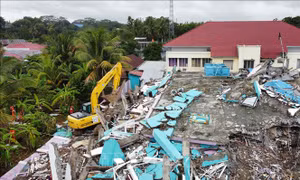 Đảo Sulawesi của Indonesia tiếp tục hứng chịu động đất lớn