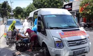 Ấm áp 'Chuyến xe nghĩa tình giá 0 đồng'