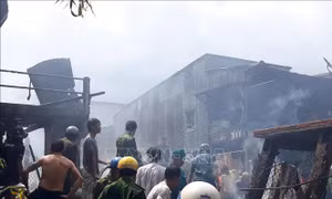 Hỏa hoạn thiêu rụi 5 căn nhà hộ nghèo ở huyện biên giới An Phú, An Giang