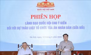 Tòa án là trung tâm, xét xử là trọng tâm, tranh tụng là đột phá
