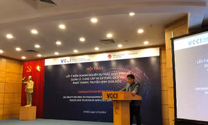 Dự thảo Nghị định về quản lý, cung cấp và sử dụng dịch vụ phát thanh, truyền hình sửa đổi – còn nhiều băn khoăn