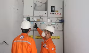 EVNHCMC: Cấp điện ổn định cho Thành phố trong tháng 7
