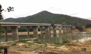 Nhân 46 năm thống nhất đất nước: Trên vùng chiến khu năm xưa