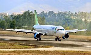 Bamboo Airways đưa gần 200 thai phụ, người già, y bác sĩ Huế từ miền Nam về quê