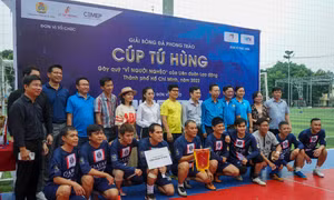 Giải bóng đá phong trào gây quỹ “Vì người nghèo”