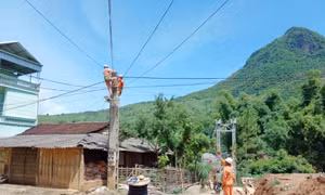 Sơn La khắc phục và đẩy mạnh tuyên truyền an toàn điện sau sự cố do mưa lũ