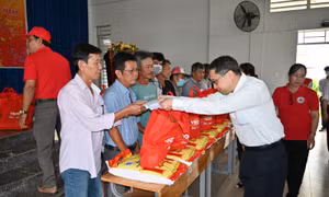 Vedan Việt Nam trao 1.000 phần quà cho người dân có hoàn cảnh khó khăn