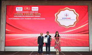 EVNHCMC được vinh danh tại Diễn đàn Kinh tế ASEAN 