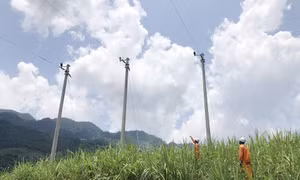 Sơn La khắc phục sự cố điện do thời tiết cực đoan