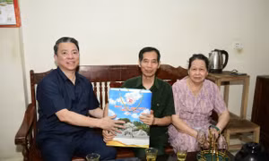 Tuyên Quang phát động phong trào thi đua chăm lo người có công