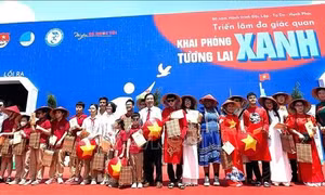 Chắp cánh ước mơ cho trẻ em khuyết tật  