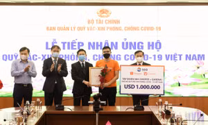 Shopee và Garena Việt Nam ủng hộ 1 triệu USD vào Quỹ vaccine phòng COVID-19