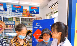 FPT Long Châu tặng miễn phí 200.000 viên thuốc Molnupiravir cho người nghèo