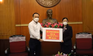 Tập đoàn Đất Xanh tài trợ tiêm vaccine COVID-19 cho nhân viên và khách hàng