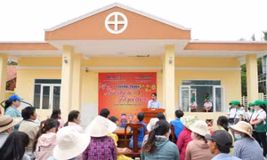 FE CREDIT mang 'Xuân chia sẻ - Tết yêu thương' đến bà con nghèo huyện Cần Giờ