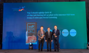 Huawei nhận giải thưởng Top 5 DN Quốc tế có tầm ảnh hưởng tới sự phát triển Internet Việt Nam