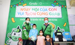 Trao 2.400 phần quà nhân dịp 1/6
