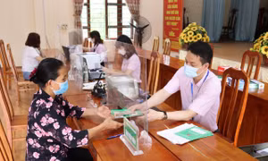 Chỗ dựa tin cậy của hộ nghèo ở huyện miền núi Đoan Hùng