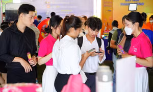 MoMo và Payoo thúc đẩy thanh toán không tiền mặt bằng loạt chương trình ưu đãi 