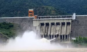 Thủy điện Sơn La mở cửa xả đáy lần thứ hai trong năm