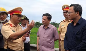 Không khí tang thương bao trùm làng quê nơi có đoàn xe rước dâu gặp nạn tại Quảng Nam