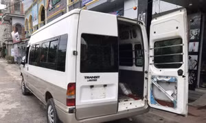 Vì sao Bộ Giao thông Vận tải không cấp phép phù hiệu taxi cho xe khách hoán cải?