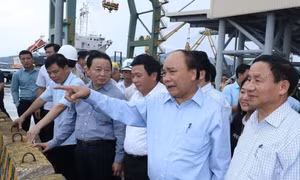 Thủ tướng Nguyễn Xuân Phúc lần thứ 2 thị sát bảo vệ môi trường Formosa 