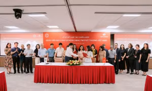 Bệnh viện Bạch Mai và Techcombank hợp tác xây dựng hệ sinh thái tài chính y tế