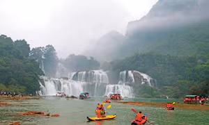 'Đánh thức' tiềm năng  du lịch Cao Bằng