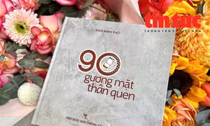 Ra mắt sách ảnh '90 gương mặt thân quen'