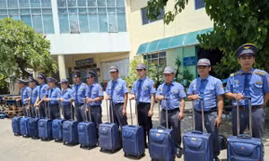 Phát hiện và trả lại hơn 200 triệu đồng tiền mặt cho hành khách đi tàu bỏ quên