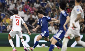'Sát thủ' Ayase Ueda: Bùng nổ ở World Cup 2026 nhờ bí kíp từ Van Persie