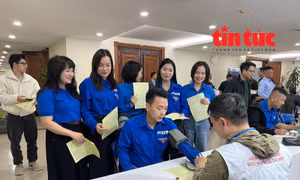 Hưởng ứng chiến dịch hiến máu tình nguyện Xuân Thông tấn