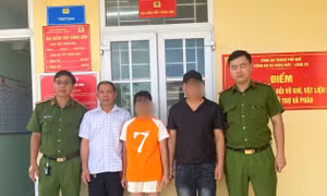 Những 'người hùng' thầm lặng trên đỉnh Hải Vân