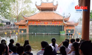 Sân khấu truyền thống trong dòng chảy công nghiệp văn hóa