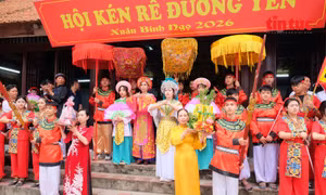 Đón nhận Di sản văn hóa phi vật thể Quốc gia Hội Kén rể Đường Yên