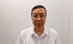 Khởi tố, bắt tạm giam Thứ trưởng Bộ Nông nghiệp và Môi trường Hoàng Trung