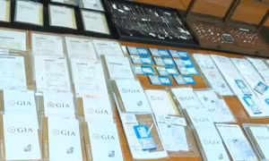 Công an công bố kết quả giám định kim cương vụ buôn lậu xuyên quốc gia