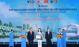 FrieslandCampina Việt Nam tiếp tục được vinh danh tại lễ công bố Doanh nghiệp bền vững CSI 2024