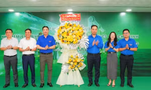 Bí thư Đảng ủy, Chủ tịch HĐQT Tổng công ty Khí Việt Nam đối thoại với đoàn viên, thanh niên PV GAS