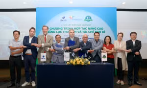FrieslandCampina Việt Nam cùng Trường Thịnh và Đồng Tiến hợp tác thu gom, tái chế bao bì