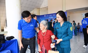 Long Châu trở thành chuỗi nhà thuốc đầu tiên hiện diện tại Côn Đảo, đưa dịch vụ chăm sóc sức khỏe đến gần người dân đảo xa