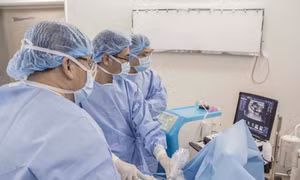 Ứng dụng phương pháp mới trong chẩn đoán và điều trị ung thư vú